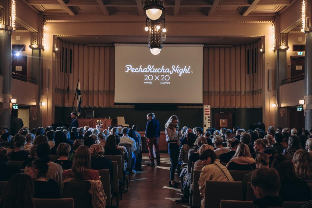 PechaKucha Night vuonna 2019. Kuva: Helsinki Design Week / Aleksi Poutanen